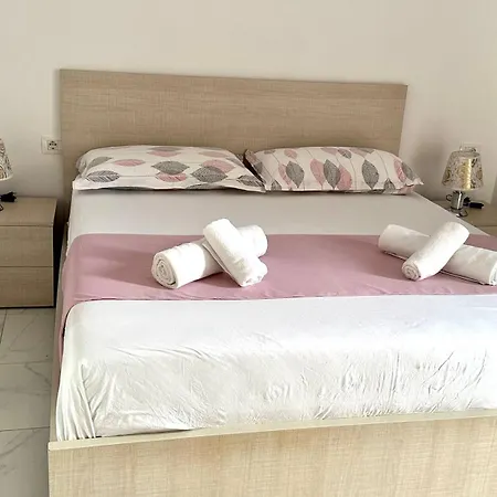 Shell Daire Golem (Tirana)